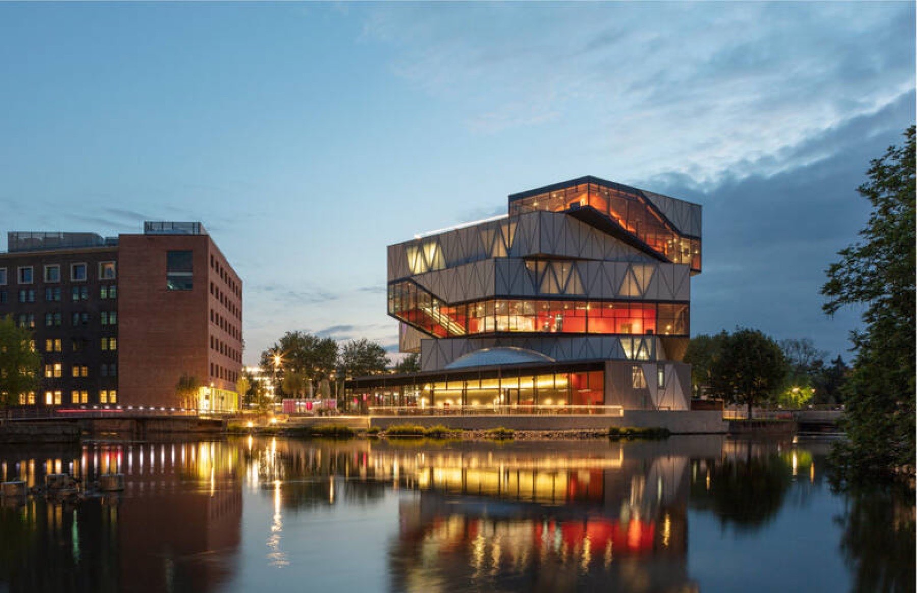 Experimenta Heilbronn, Sauerbruch Hutton